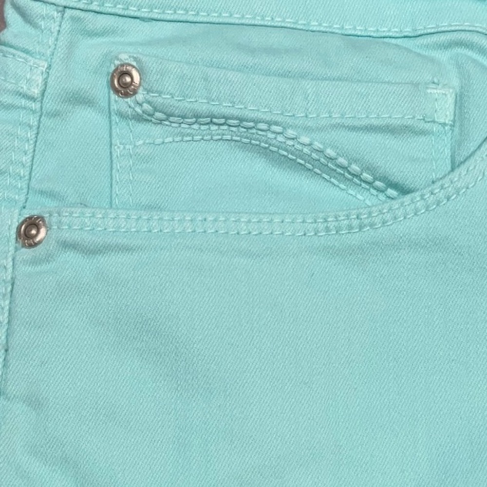 NYDJ Blue Lift Tuck Technology Shorts - Picture 4 of 8